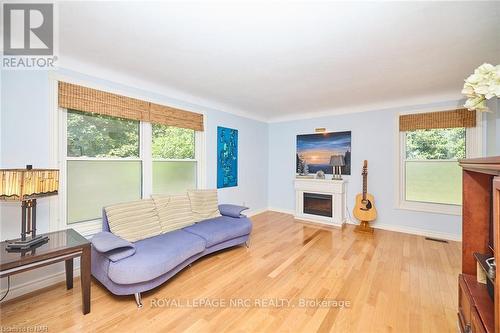 50 Trelawne Drive, St. Catharines, ON - Indoor Photo Showing Living Room With Fireplace