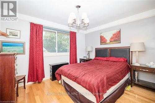 50 Trelawne Drive, St. Catharines, ON - Indoor Photo Showing Bedroom