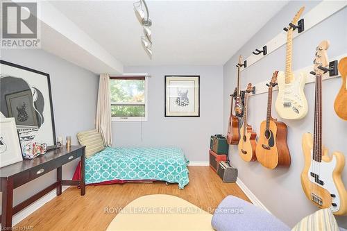 50 Trelawne Drive, St. Catharines, ON - Indoor Photo Showing Bedroom