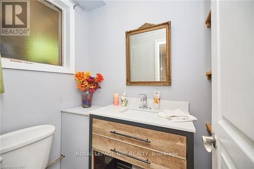 50 Trelawne Drive, St. Catharines, ON - Indoor Photo Showing Bathroom