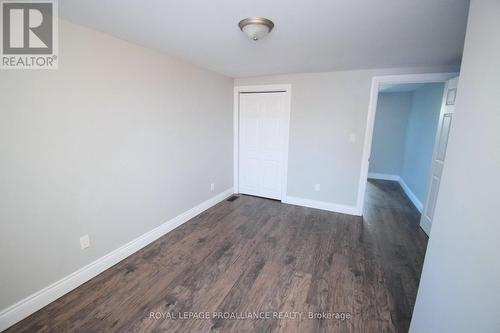 158 Dundas Street E, Belleville, ON - Indoor Photo Showing Other Room