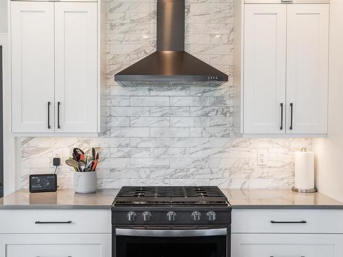 1278 Kai Road, Nelson, BC - Indoor Photo Showing Kitchen