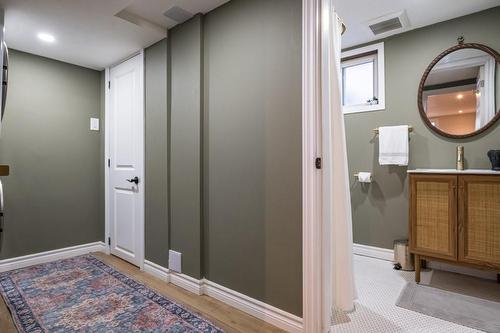 136 East 35Th Street, Hamilton, ON - Indoor Photo Showing Other Room