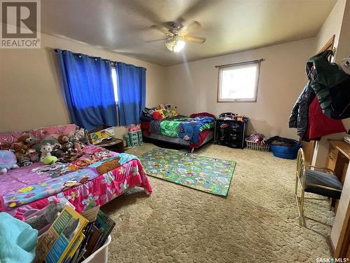 1 King Drive, Kindersley, SK - Indoor Photo Showing Bedroom