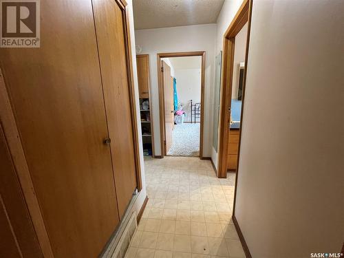 1 King Drive, Kindersley, SK - Indoor Photo Showing Other Room