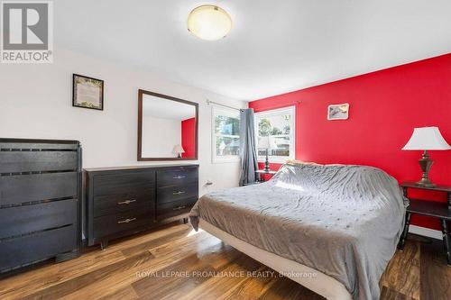 7 Porter Street, Prince Edward County (Hillier), ON - Indoor Photo Showing Bedroom