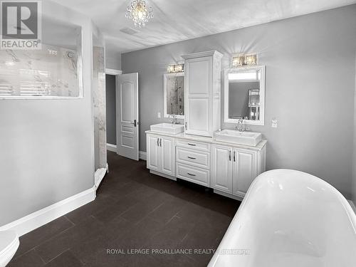 45 Woodland Trail, Prince Edward County (Ameliasburgh), ON - Indoor Photo Showing Bathroom