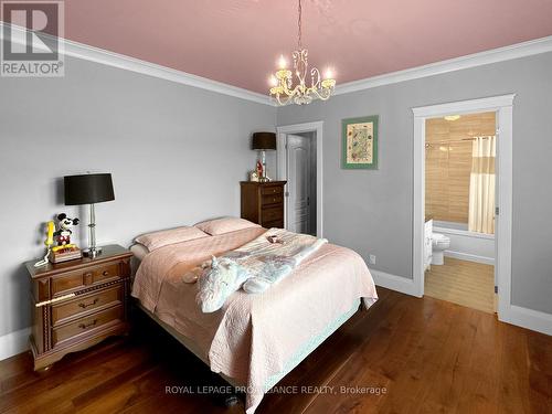 45 Woodland Trail, Prince Edward County (Ameliasburgh), ON - Indoor Photo Showing Bedroom