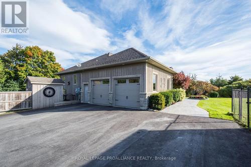 4992 County Road 1, Prince Edward County (Hillier), ON - Outdoor