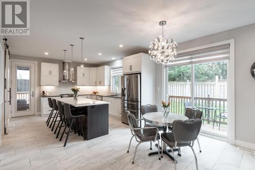 64 Valleyview Crescent, Middlesex Centre (Komoka), ON - Indoor Photo Showing Dining Room