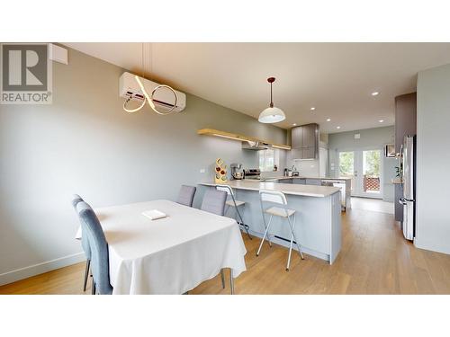 512 5Th  S Street, Cranbrook, BC - Indoor Photo Showing Dining Room