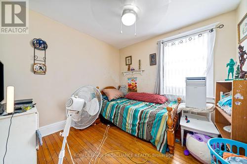 21/23 Spring Street, Quinte West, ON - Indoor Photo Showing Bedroom