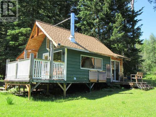 7422 Johnstone Road, Bridge Lake, BC - Outdoor