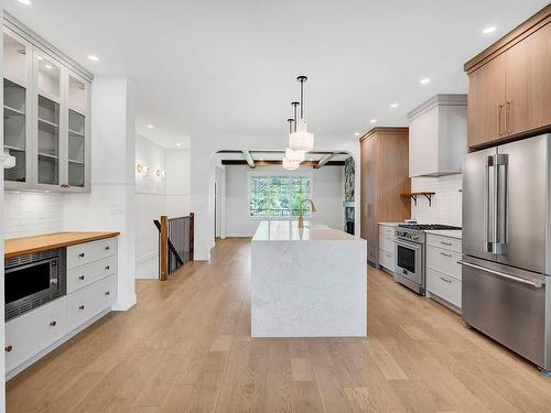 147-200 Grand Boulevard, Kamloops, BC - Indoor Photo Showing Kitchen With Upgraded Kitchen