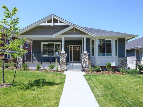 147-200 Grand Boulevard, Kamloops, BC - Outdoor With Facade