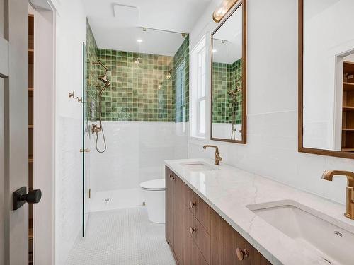 147-200 Grand Boulevard, Kamloops, BC - Indoor Photo Showing Bathroom