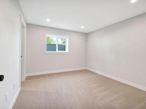 147-200 Grand Boulevard, Kamloops, BC - Indoor Photo Showing Other Room