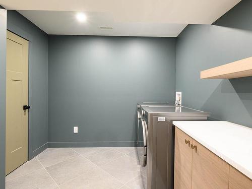 147-200 Grand Boulevard, Kamloops, BC - Indoor Photo Showing Laundry Room