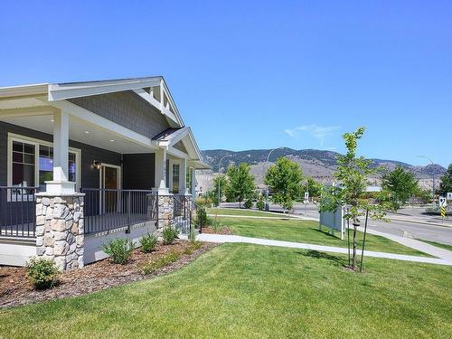 147-200 Grand Boulevard, Kamloops, BC - Outdoor