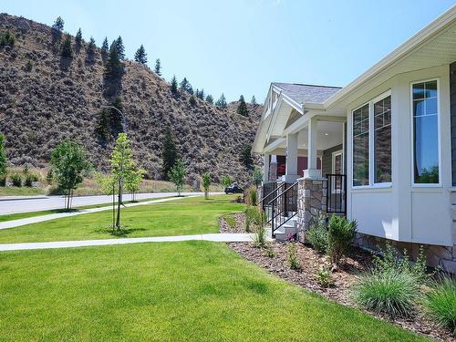 147-200 Grand Boulevard, Kamloops, BC - Outdoor