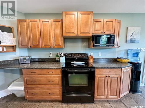 6 Lakeshore Drive, Candle Lake, SK - Indoor Photo Showing Kitchen