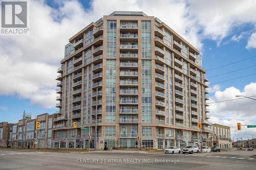 905 - 8323 Kennedy Road, Markham (Village Green-South Unionville), ON - Outdoor With Balcony With Facade