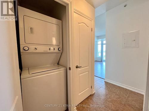 905 - 8323 Kennedy Road, Markham (Village Green-South Unionville), ON - Indoor Photo Showing Laundry Room