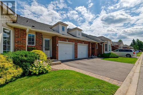 17 - 222 Fellowes Crescent, Hamilton (Waterdown), ON - Outdoor With Facade