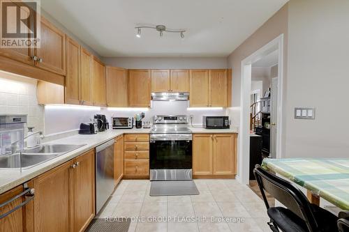 17 - 222 Fellowes Crescent, Hamilton (Waterdown), ON - Indoor Photo Showing Kitchen With Double Sink