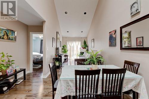 17 - 222 Fellowes Crescent, Hamilton (Waterdown), ON - Indoor Photo Showing Dining Room