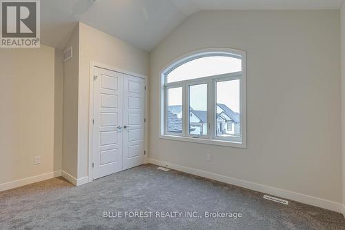 52 Wayside Lane, Southwold (Talbotville), ON - Indoor Photo Showing Other Room