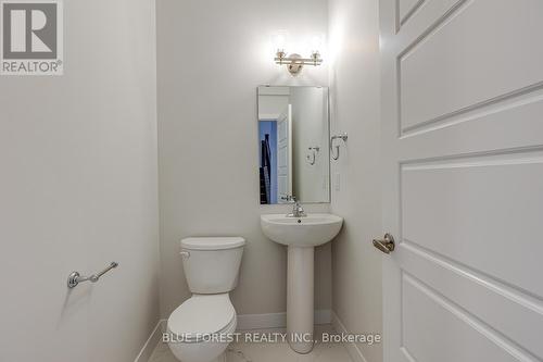 52 Wayside Lane, Southwold (Talbotville), ON - Indoor Photo Showing Bathroom