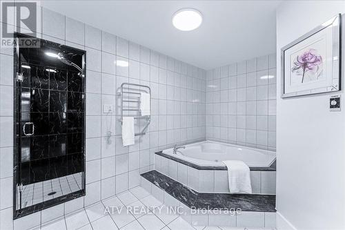 15 Eastglen Crescent, Toronto (Islington-City Centre West), ON - Indoor Photo Showing Bathroom