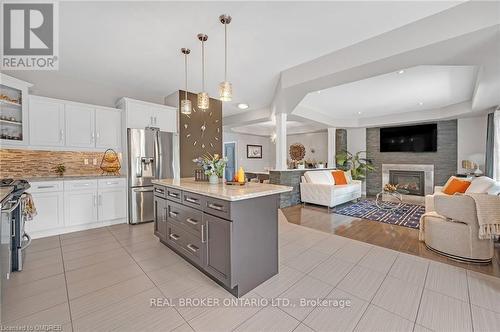 64 Onyx Court, Hamilton (Chappel), ON - Indoor Photo Showing Kitchen With Fireplace With Stainless Steel Kitchen With Upgraded Kitchen