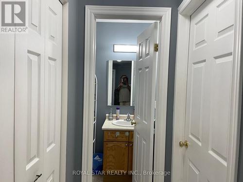 36 Norton Drive, Guelph, ON - Indoor Photo Showing Bathroom