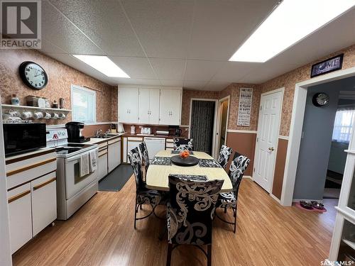 1316 Herbert Avenue, Herbert, SK - Indoor Photo Showing Dining Room