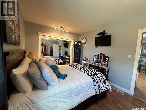 1316 Herbert Avenue, Herbert, SK - Indoor Photo Showing Bedroom