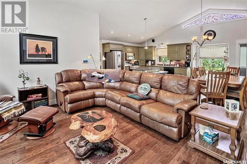 430 Railway Avenue, Blaine Lake, SK - Indoor Photo Showing Living Room