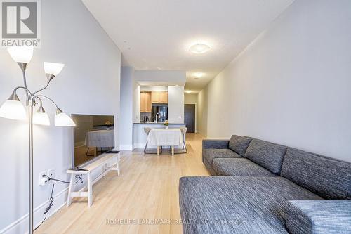 2630 - 500 Doris Avenue, Toronto (Willowdale East), ON - Indoor Photo Showing Living Room