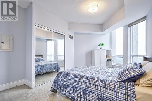 2630 - 500 Doris Avenue, Toronto (Willowdale East), ON - Indoor Photo Showing Bedroom