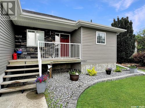 41 4Th Avenue, Battleford, SK - Outdoor With Deck Patio Veranda