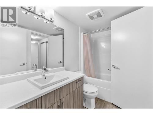 625 Academy Way Unit# Ph35, Kelowna, BC - Indoor Photo Showing Bathroom