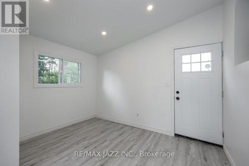 10239 Cochrane Road, Clarington, ON - Indoor Photo Showing Other Room