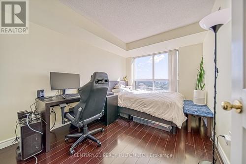 2006 - 1 Pemberton Avenue, Toronto (Newtonbrook East), ON - Indoor Photo Showing Bedroom