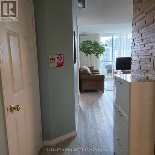 Ph-107 - 1 Emerald Lane, Vaughan, ON - Indoor