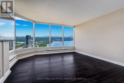 4010 - 1 Palace Pier Court, Toronto (Mimico), ON - Indoor Photo Showing Other Room