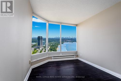 4010 - 1 Palace Pier Court, Toronto (Mimico), ON - Indoor Photo Showing Other Room