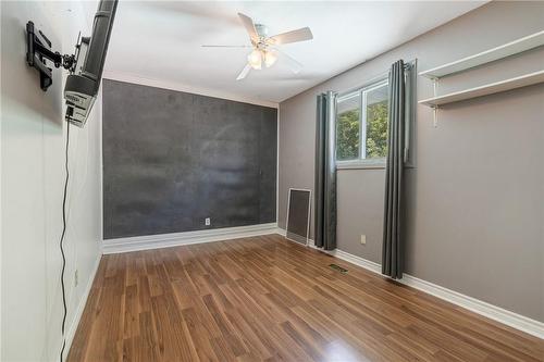 34 Rita Avenue, Hamilton, ON - Indoor Photo Showing Other Room