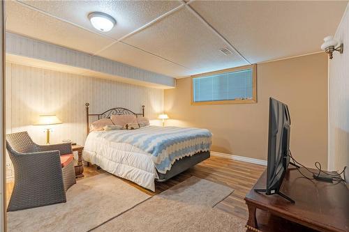 34 Rita Avenue, Hamilton, ON - Indoor Photo Showing Bedroom