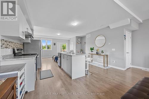 55 Denistoun Street, Welland, ON - Indoor Photo Showing Kitchen